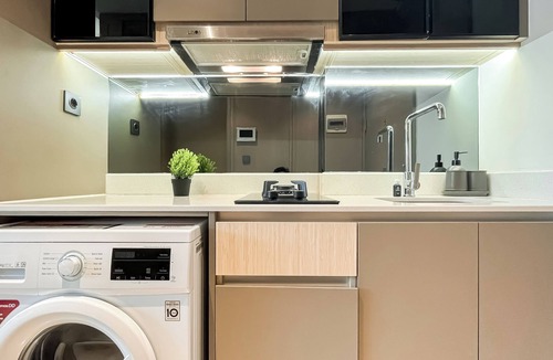 Pantai Indah Kapuk Apartment | Modern Minimalist Studio Room At Gold Coast Apartment