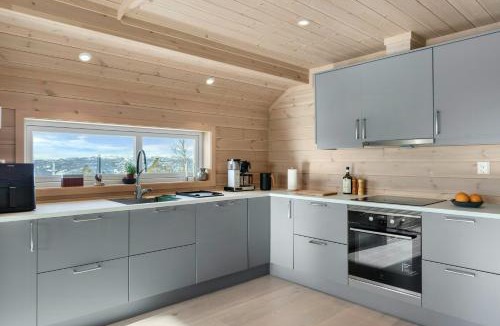 Kroderen House | Modern Mountain Cabin Near Norefjell