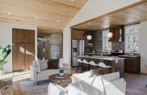 Old Fort House | Modern Mountain Cabin near Black Mountain