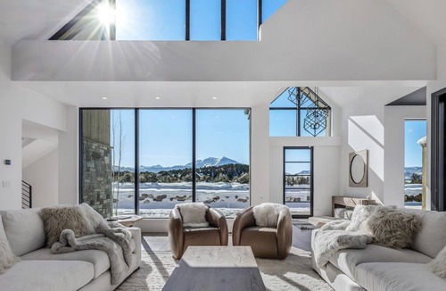 Missouri Heights House | Modern Mountain Chalet
