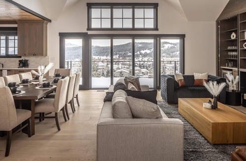 Big Sky House | Modern Mountain House with Private Hot Tub, 10 Minutes to Big Sky Skiing