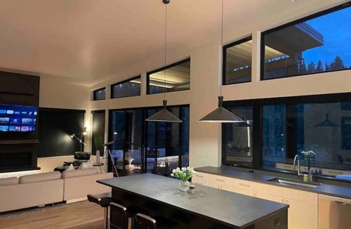 Purgatory House | Modern Mountain Retreat minutes from Purgatory Ski Resort