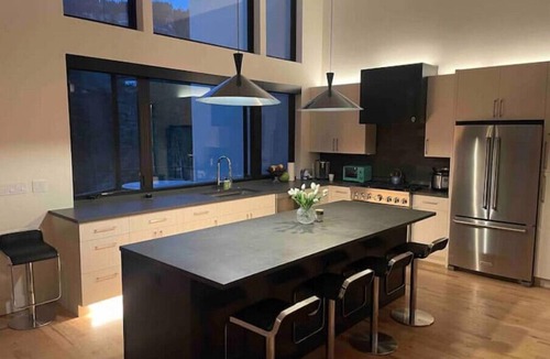 Purgatory House | Modern Mountain Retreat minutes from Purgatory Ski Resort
