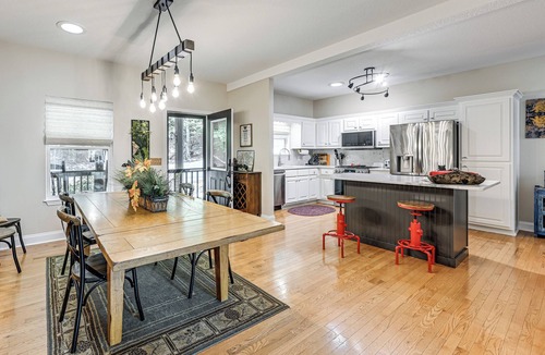 Sapphire Cottage | Modern Mountain Zen 3-bed, 3-bath Home With Creeks