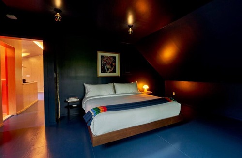 Town of Olive House | Modern Nature Escape w/Barrel Sauna & Yurt