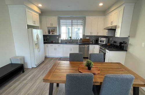 South el Monte House | Modern New 3BR/2.5BA Home in SGV Stylish, Spacious & Fully Furnished