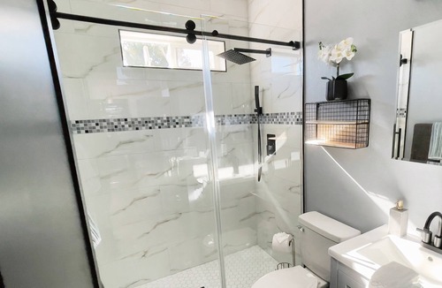 Bonita House | Modern New Constructed Casita with a Backyard next to the University of La Verne