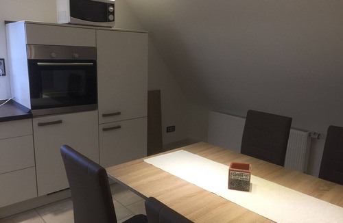 Wellesweiler Apartment | Modern, newly renovated * - apartment in a quiet location on the outskirts, 86 m²