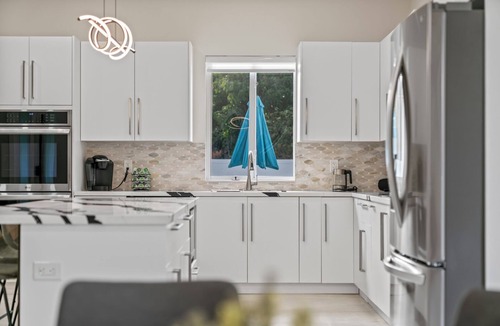North Miami Villa | Modern North Miami Oasis w/Heated Pool & Patio