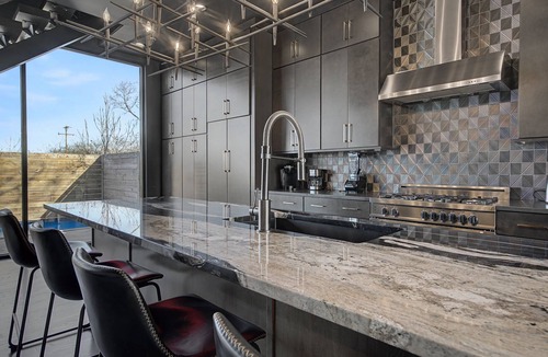 Cleveland Park House | Modern Oasis Downtown Skyline View Prime Nashville