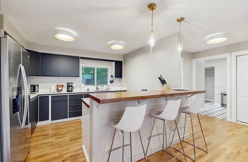 Moclips House | Modern ocean view home with private hot tub, big deck, and family-ready spaces
