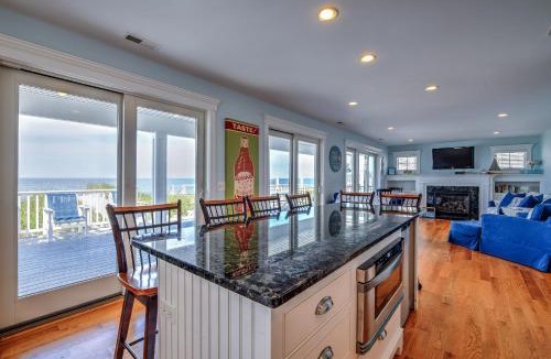 East Sandwich House | Modern Oceanfront Escape at East Sandwich Beach