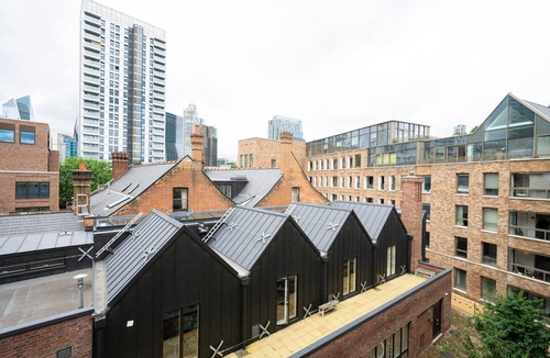 Whitechapel Apartment | Modern OpenPlan Spitafileds Mkt 1 Bd Aprt nr. Aldgate Stn, by Blueground