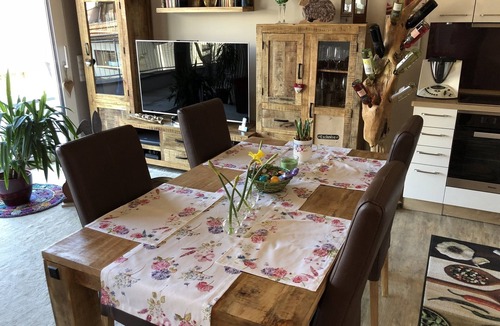 Tauberbischofsheim Apartment | Modern penthouse (90 sqm) with two bedrooms and a large terrace