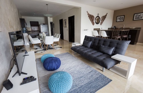 Downtown Apartment | Modern PH 3 bedroom condo high floor at EL FARO by DPM