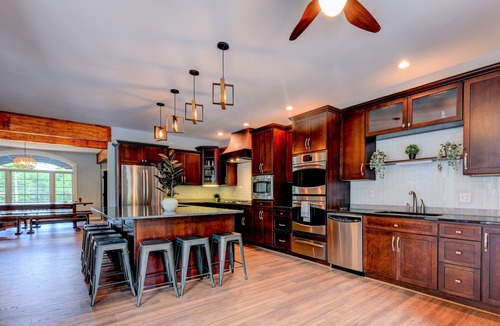 Canadensis House | Modern Pocono Chateau ~ Heated Pool ~ Hot Tub ~ Sauna ~ Game Room~ Fire Pit