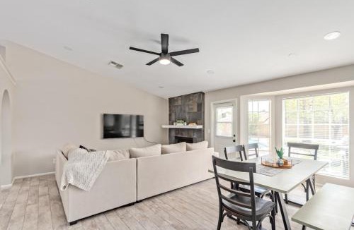 Chandler House | Modern Private Chandler Paradise W Pool