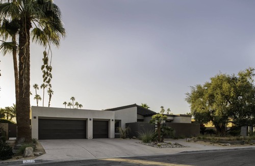 Indian Wells House | Modern Private Compound in Exclusive Indian Wells Location