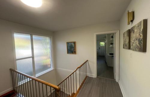 Bayview Village Apartment | Modern Private Room with Bessarion Subway North York