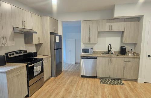Prince George Apartment | Modern Private Suite Fast WiFi Parking Quiet Stay