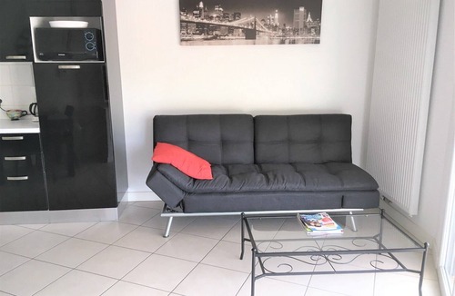 Saint-Jean-de-Luz Apartment | Modern property with large balcony and parking