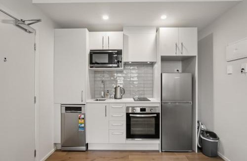 Frankton Apartment | Modern Queenstown Studio Near Airport & Shops