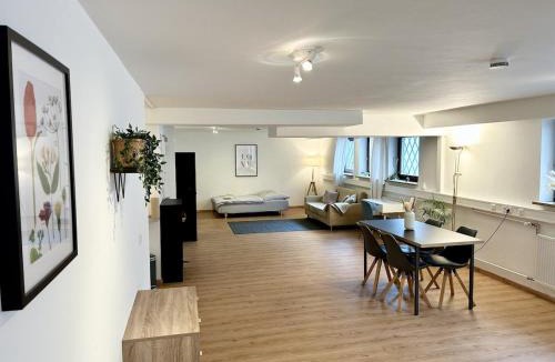 Obergiesing - Fasangarten Apartment | Modern Quiet Studio Central Munich