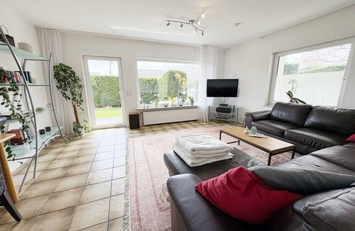 Numbrecht Apartment | Modern quiet yet centrally located apartment in the heart Nümbrechts