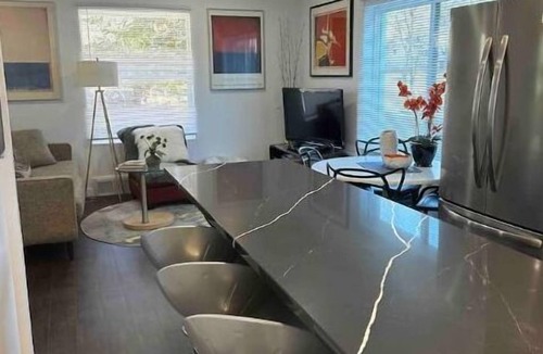 Des Moines House | Modern Ranch near Knapp Center, Stadium, Downtown