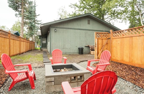 University Area House | Modern ranch, stylish hidden 💎 in the most convenient U-MED DISTRICT!