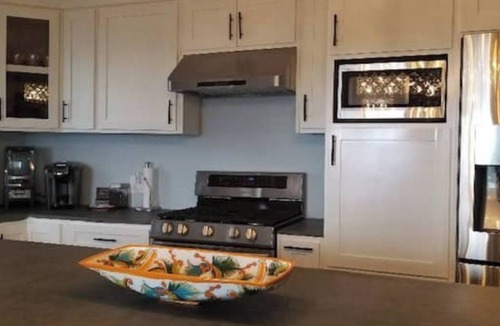 Playas de Rosarito House | Modern Ranch with a Beautiful Ocean View! & a Gated Community with safe parking!