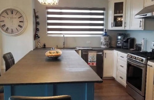 Playas de Rosarito House | Modern Ranch with a Beautiful Ocean View! & a Gated Community with safe parking!