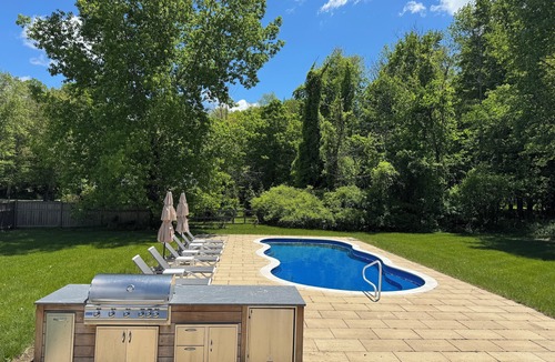 Town of Copake House | Modern Retreat - Heated Private Pool & Lake Access