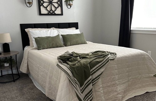 Jerome House | Modern retreat in the heart of any outdoor adventure imaginable!