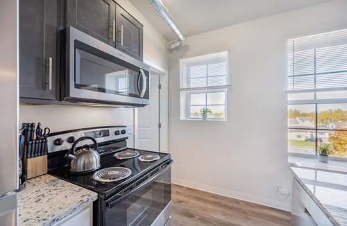 New Center Detroit Apartment | Modern Retreat Near Henry Ford