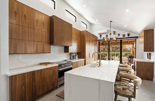 Tempe Condo | Modern Retreat w/Community Pool-5 mins to ASU
