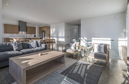 Silver Star Mountain House | Modern Ridge house with 2 private hot tubs, laundry, gear room and suite