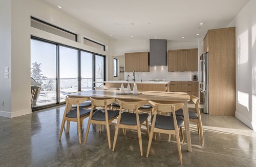 Silver Star Mountain House | Modern Ridge house with 2 private hot tubs, laundry, gear room and suite