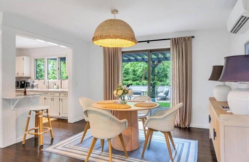 Noyack House | Modern Sag Harbor Escape, Moments from the Water and Long Beach to View.