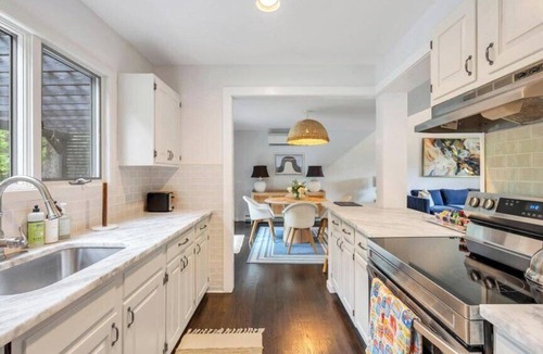 Noyack House | Modern Sag Harbor Escape, Moments from the Water and Long Beach to View.