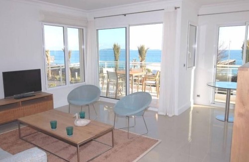 La Bocca Apartment | Modern Seafront 2-Bed Apt w Pool Cannes - 464