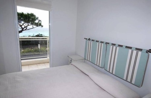 La Bocca Apartment | Modern Seafront 2-Bed Apt w Pool Cannes - 464