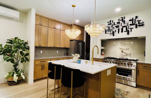 Mann House | Modern Seattle Charmer in Central