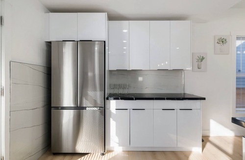 Brighton House | Modern Seattle Retreat 4BR Home Near Downtown