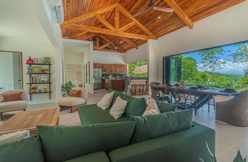Quebrada La Gamba House | Modern secluded villa with private pool, jungle setting, and stunning Gulf views near Golfito.