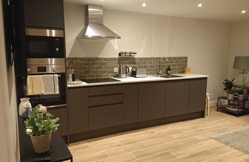 Leyburn Apartment | Modern Self-catering Apartment - The Holt