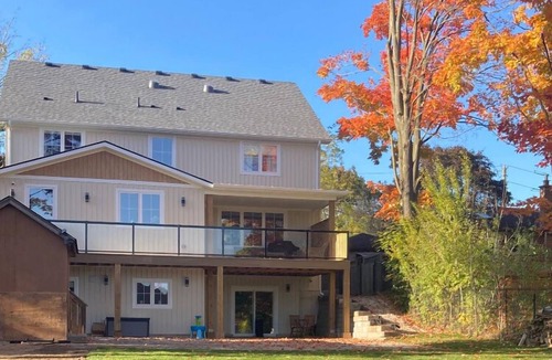 Georgetown Apartment | Modern, Self Contained Suite with Private Entrance, free parking and WIFI