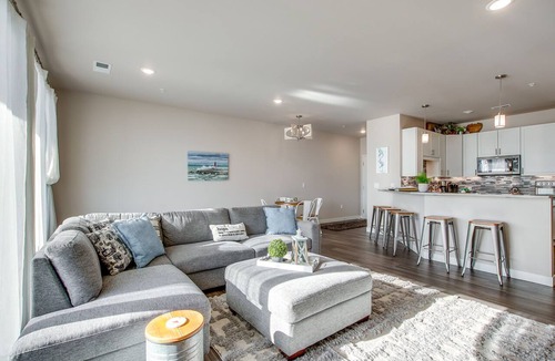 Sheboygan Condo | Modern South Pier Condo on Sheboygan River!
