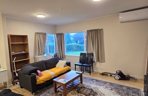 Lower Hutt House | Modern Space, Affordable Rate