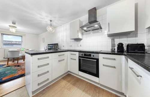 Haringey Condo | *Modern Spacious 1 Bedroom Flat in Camden*